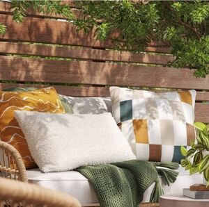 New with tags! Threshold Cozy Outdoor Decorative Woven Cream Pillow Cover
